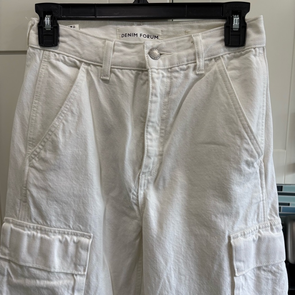 Aritzia Denim Forum The '90s Millie Hi-rise Cargo Jean - Picture 7 of 11